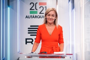 Autárquicas: Carla Tavares (PS) diz que resolução da Cova da Moura levará 10 a 15 anos