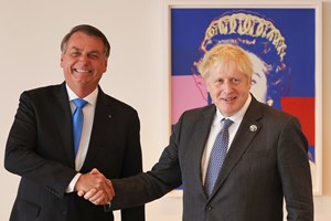 Covid-19. Bolsonaro apostou 'caixa de uísque' em como tinha mais anticorpos que Boris Johnson