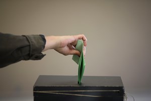 Autárquicas: Erros nos boletins de voto adiam eleição em duas freguesias