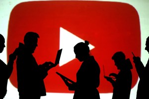 YouTube abre guerra aos conteúdos anti-vacinas. Rússia ameaça bloquear a rede social