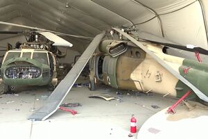 Tropas norte-americanas destroem aviões e veículos armados deixados no aeroporto de Cabul