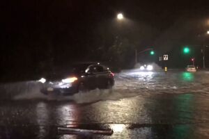 Tempestade provocada pelo furacão Ida inunda o Central Park em Nova Iorque