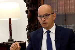 Entrevista Ministro das Finanças