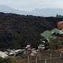 Cumbre Vieja. Manto de lava já cobriu habitações e terrenos no valor de 240 milhões de euros