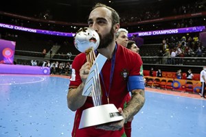 Ricardinho: 'Há seis meses, estava numa cama de hospital, a sofrer a minha pior lesão de sempre'