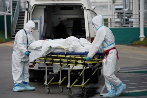 Pandemia já matou pelo menos 4,94 milhões de pessoas em todo o mundo