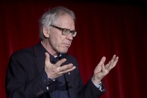Cartoonista sueco Lars Vilks, que desenhou profeta Maomé num corpo de cão, morre em acidente