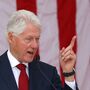 Antigo presidente dos EUA Bill Clinton hospitalizado com infeção 