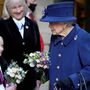 Rainha Isabel II aconselhada a descansar duas semanas