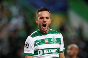Champions. Sporting vence Besiktas por 4-0 e cola-se ao Dortmund no grupo