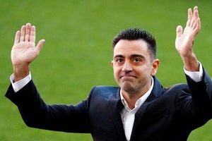 Xavi: o regresso do dono da bola - e do tiki-taka