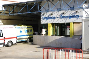 Médicos do hospital de Faro 'há muito que ultrapassaram o limite'
