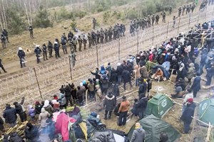 Crise na fronteira: O drama dos migrantes e dos ativistas que lhes salvam a vida