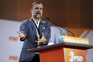Cristóvão Norte: PS tem obrigação de viabilizar governo minoritário do PSD
