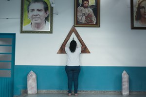 Quatro séries em que Deus é a desculpa