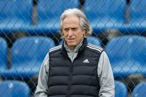 Jorge Jesus assina pelo Al-Nassr, da Arábia Saudita