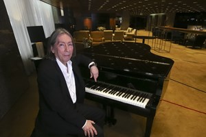 Velório de Armando Gama a partir das 18h na Basílica da Estrela. Funeral realiza-se amanhã