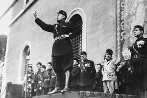 Morreu a última filha ilegítima do ditador italiano Benito Mussolini