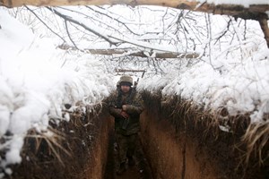 Rússia vs. Ucrânia. EUA reúnem com governos para abrandar a tensão