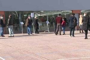 Filas de espera no voto antecipado em Coimbra