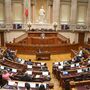 Parlamento. Perder o lugar e mudar de vida