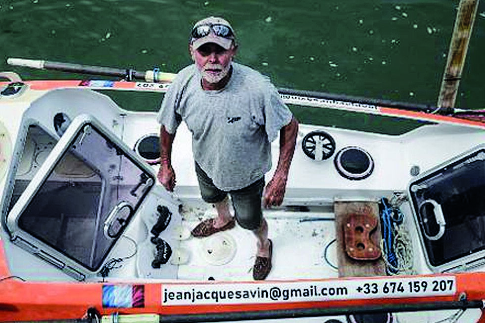 Jean-Jacques Savin antes da partida de Sagres