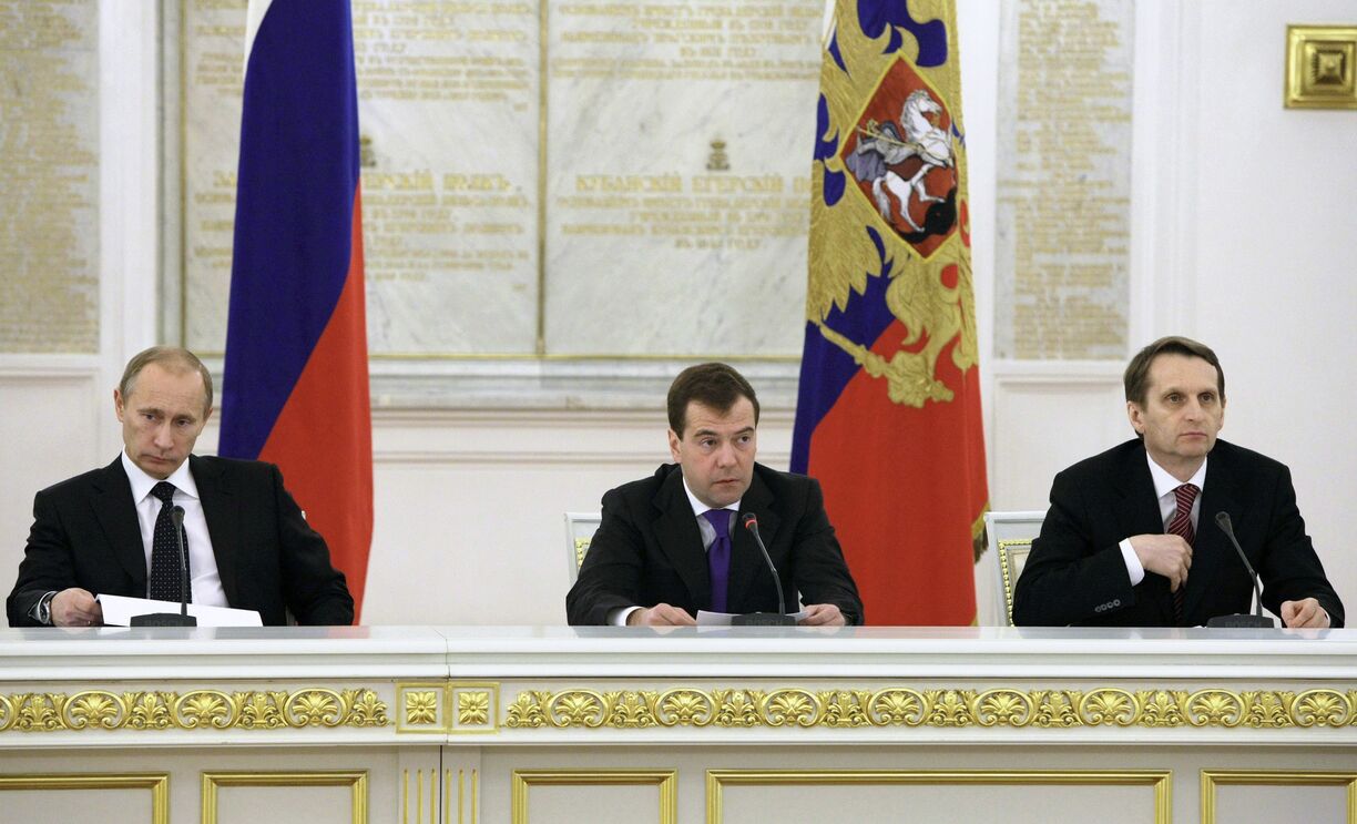 Vladimir Putin e Sergei Naryshkin