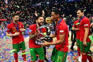 Seleçao nacional de futsal já chegou