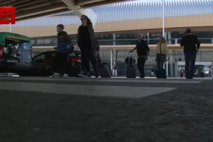 Turistas vacinados só têm de apresentar certificado de vacinação na chegada a Portugal