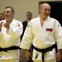 Companheiro de judo de Putin é das primeiras vítimas das sanções