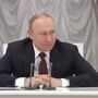 Putin lembra ao Ocidente que possui armas nucleares