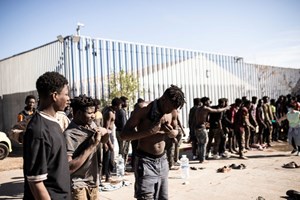 Sicília sobrecarregada com chegada de mais de 3.000 migrantes em 24 horas