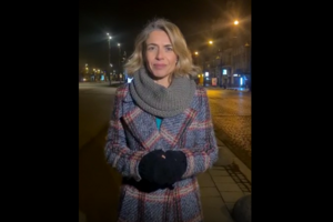 WhatsApp Video 2022-03-04 at 21.38.25.mp4