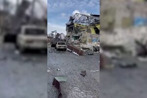 Hospital aberto há seis meses bombardeado em Izyum