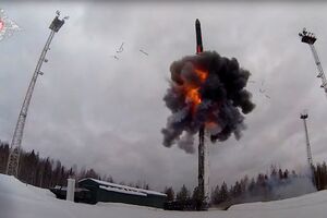 Teste de míssil intercontinental da Rússia dias antes do início da invasão da Ucrânia