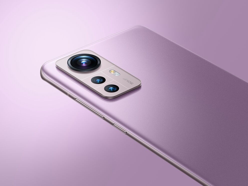 Estrela de cinema que é verdadeiramente estrela tem este telemóvel