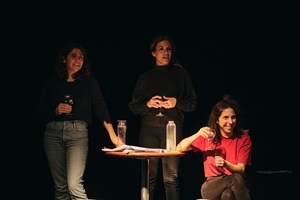 Três atrizes revivem a história das Novas Cartas Portuguesas, no teatro nacional