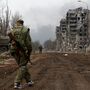 Mariupol tem sido o 'coração da guerra' e a Rússia está cada vez mais perto de a controlar