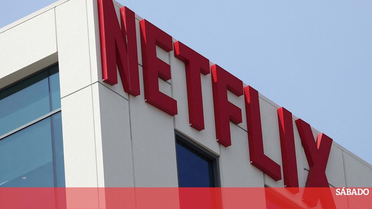 Netflix corta plano básico de subscrição e aumenta preços em alguns países  — mas não em Portugal – Observador