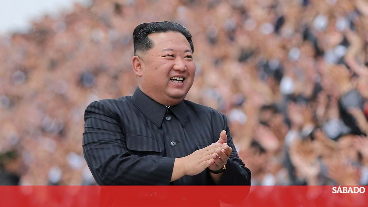 Visão  Líder da Coreia do Norte quer intensificação dos preparativos de  guerra