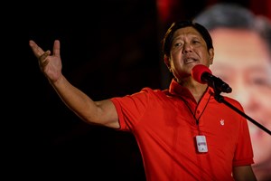 'Julguem-me não pelos meus antepassados, mas pelas minhas ações', diz Bongbong Marcos