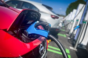 Power Dot expande rede de carregadores de elétricos com reforço de capital
