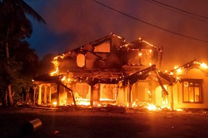 Demissões do governo e protestos. O que se passa no Sri Lanka?