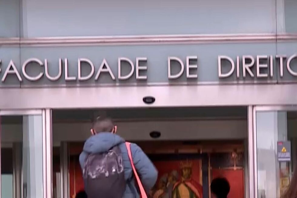 faculdade de direito, universidade de lisboa, gabinete de apoio, assédio