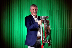 O engenheiro do Euro 2016 – que muitos já querem mandar embora – chega aos 100 jogos na seleção