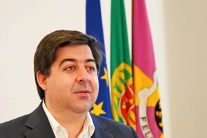 Felgueiras. A casa polémica e as dívidas do presidente da Câmara