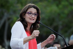 Mónica Oltra: acusada de encobrir abusos sexuais do ex-marido, abandona governo de Valência