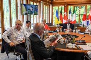Zelensky ao G7: A guerra precisa de acabar antes do inverno