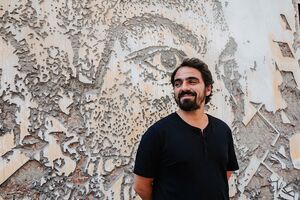 Vhils