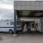 Caos na saúde deixa pacientes à espera de ambulâncias durante horas